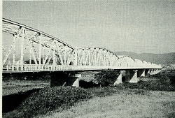 写真2-1-16　阿波中央橋