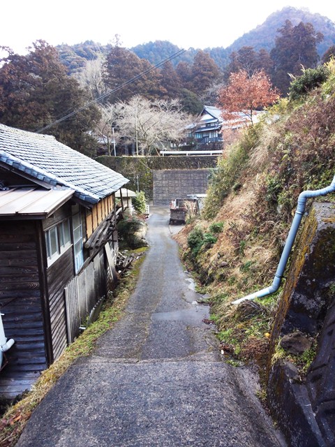 写真3-2-3　黒森街道、金毘羅寺手前